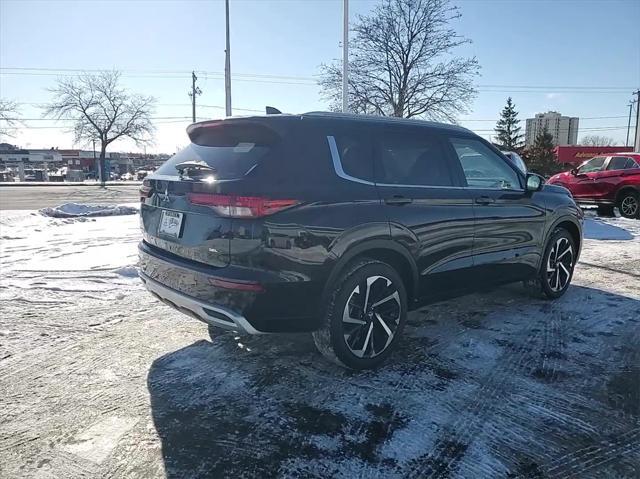 new 2024 Mitsubishi Outlander car, priced at $34,405