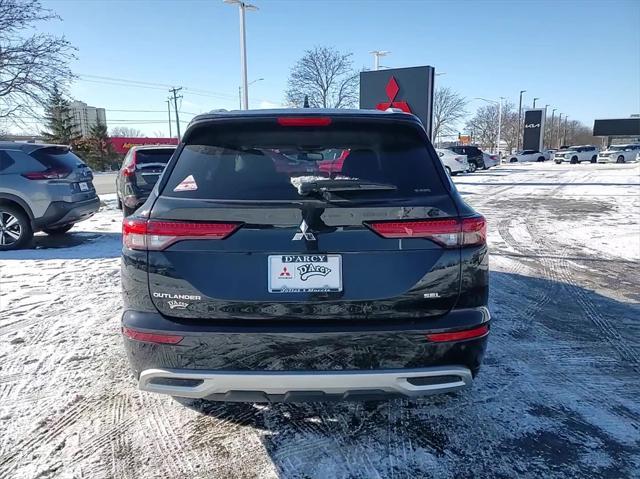 new 2024 Mitsubishi Outlander car, priced at $34,405