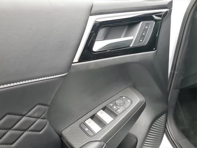 new 2025 Mitsubishi Outlander PHEV car, priced at $50,305