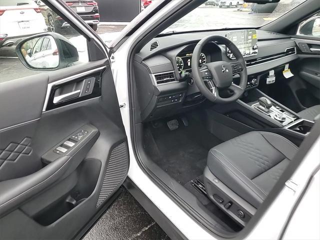 new 2025 Mitsubishi Outlander PHEV car, priced at $50,305