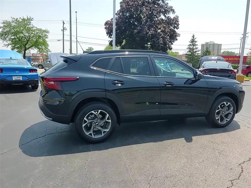 used 2024 Chevrolet Trax car, priced at $19,742