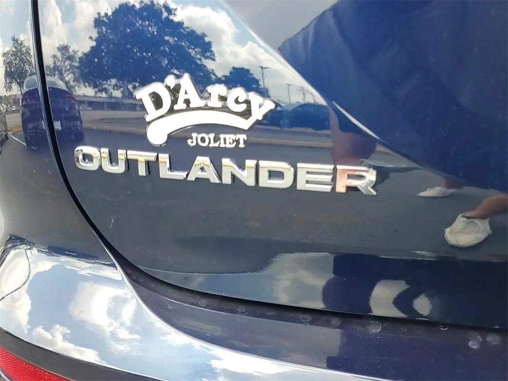 new 2025 Mitsubishi Outlander car, priced at $40,780