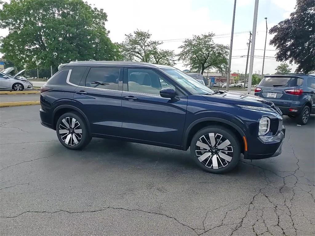 new 2025 Mitsubishi Outlander car, priced at $40,780