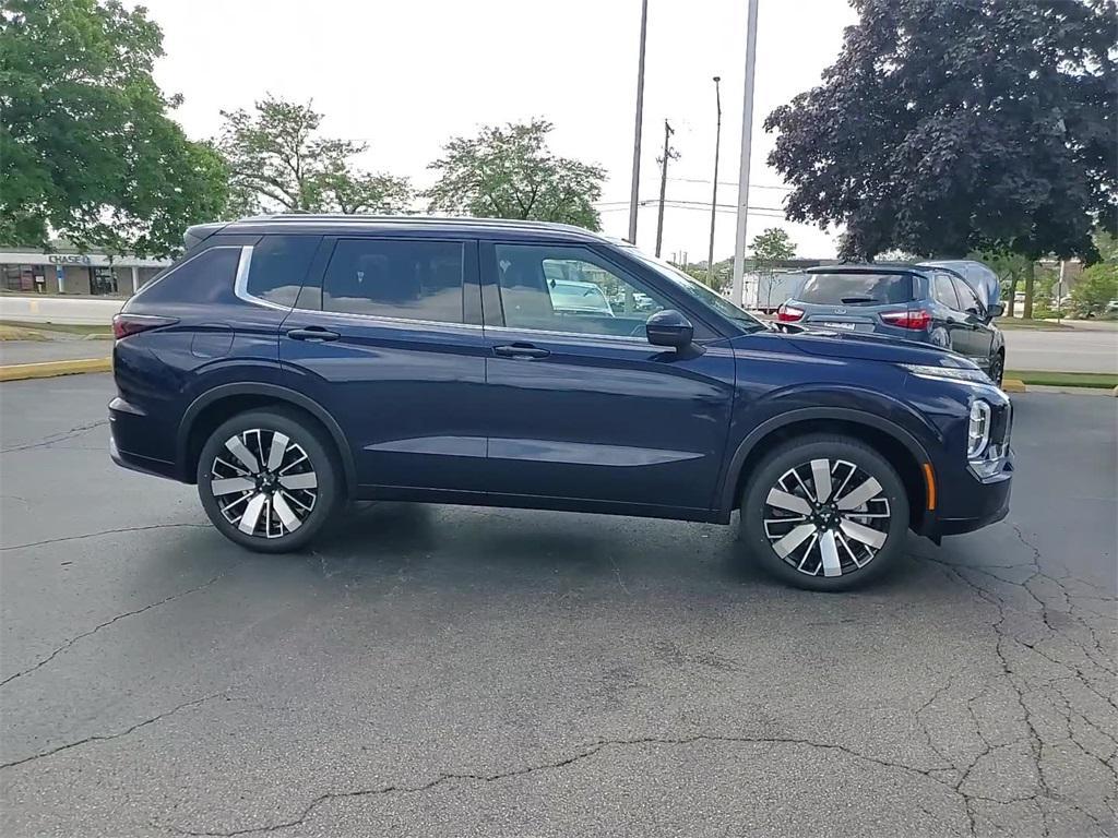 new 2025 Mitsubishi Outlander car, priced at $40,780
