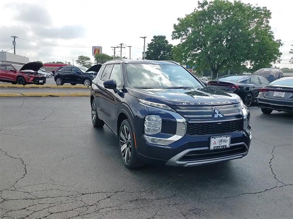 new 2025 Mitsubishi Outlander car, priced at $40,780