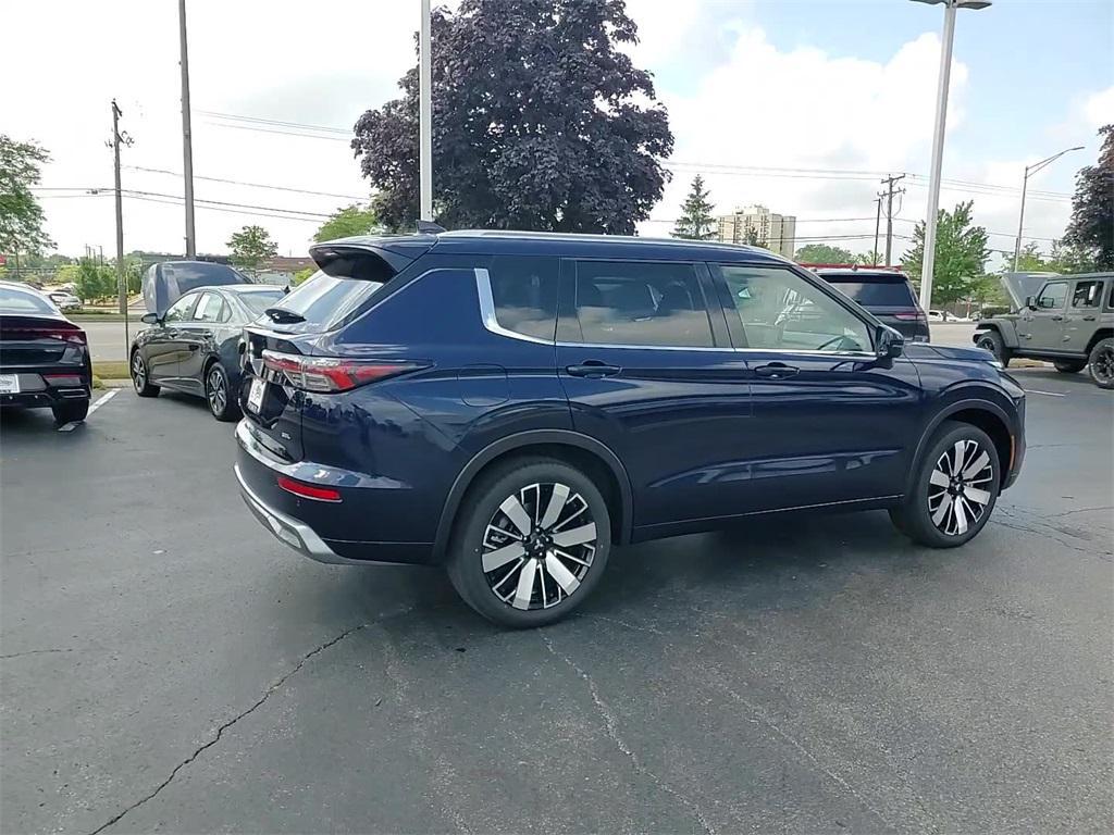 new 2025 Mitsubishi Outlander car, priced at $40,780