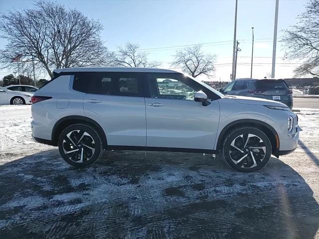 new 2024 Mitsubishi Outlander car, priced at $34,085