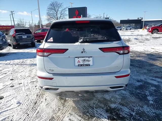 new 2024 Mitsubishi Outlander car, priced at $34,085