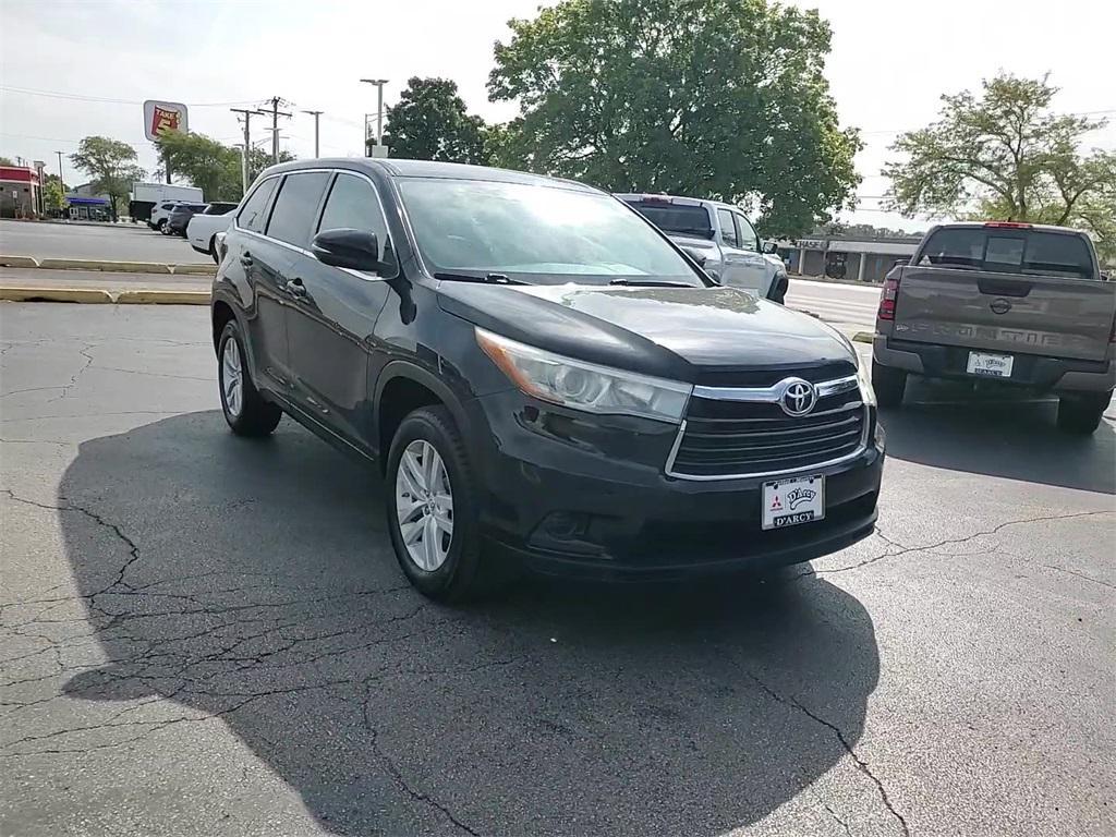 used 2015 Toyota Highlander car, priced at $15,800