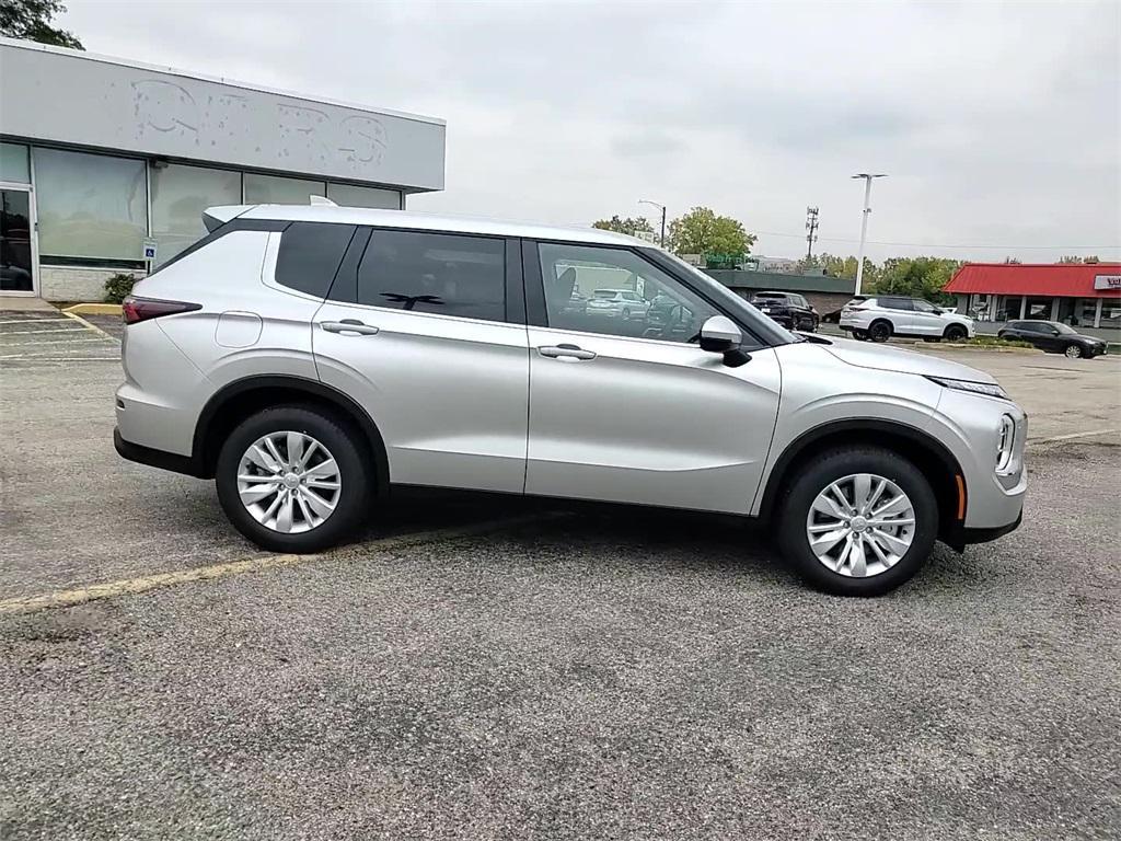 new 2025 Mitsubishi Outlander car, priced at $34,210