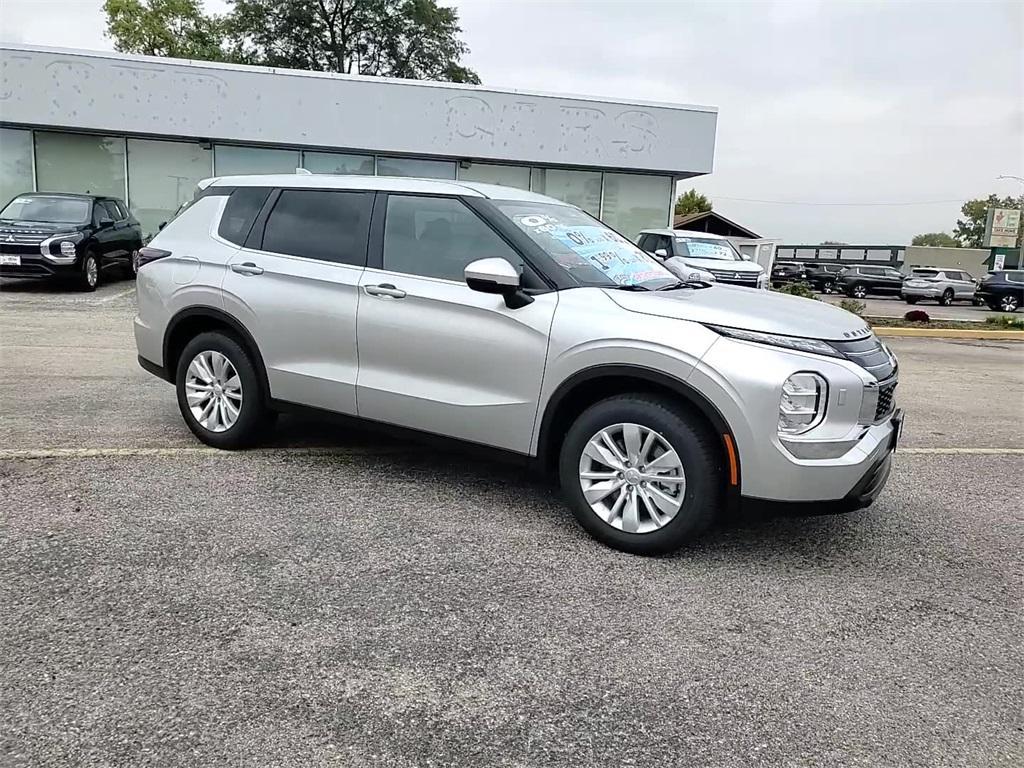 new 2025 Mitsubishi Outlander car, priced at $34,210