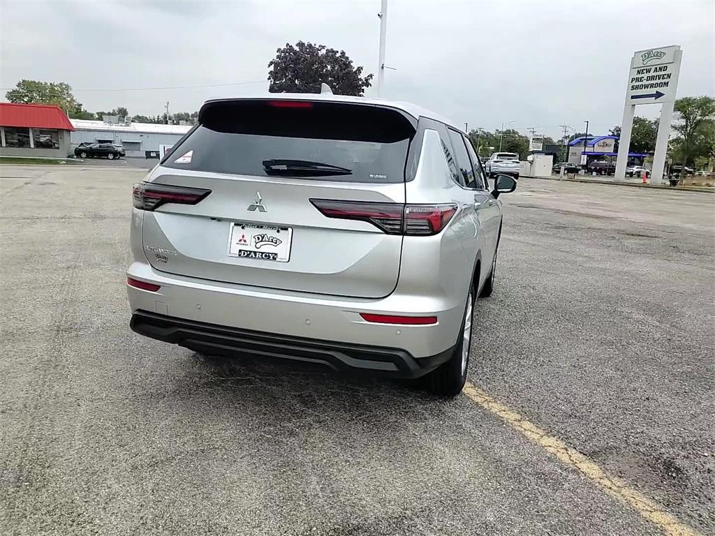 new 2025 Mitsubishi Outlander car, priced at $34,210