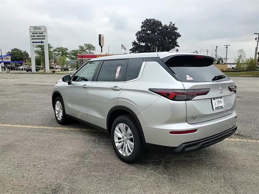 new 2025 Mitsubishi Outlander car, priced at $34,210