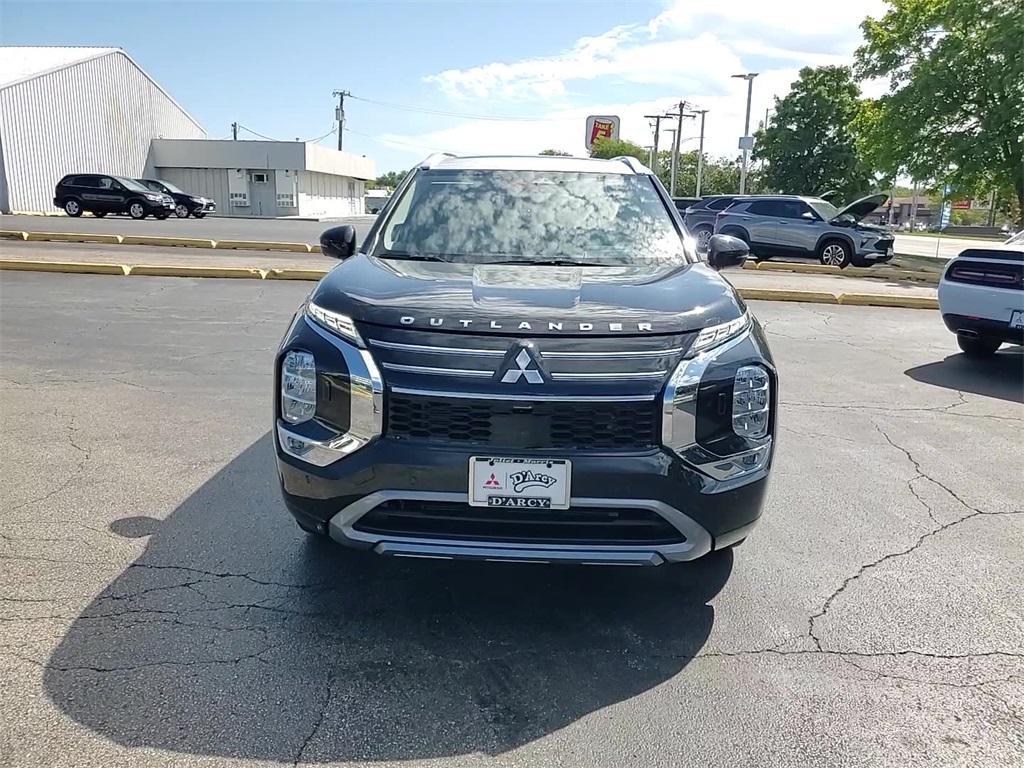 new 2025 Mitsubishi Outlander car
