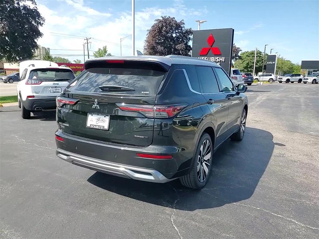 new 2025 Mitsubishi Outlander car