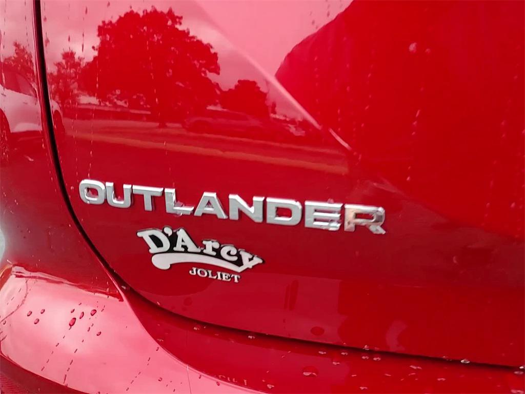 new 2025 Mitsubishi Outlander car, priced at $36,645