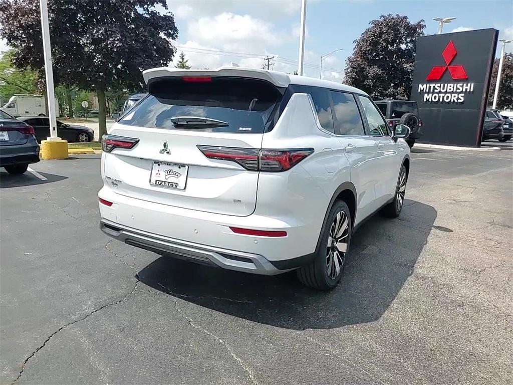 new 2025 Mitsubishi Outlander car, priced at $39,785
