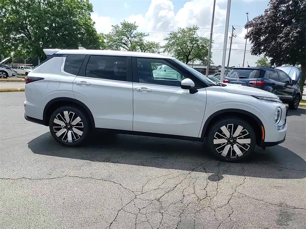 new 2025 Mitsubishi Outlander car, priced at $39,785