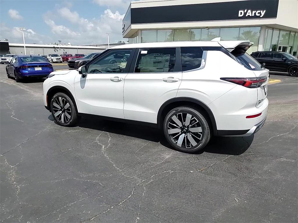new 2025 Mitsubishi Outlander car, priced at $39,785