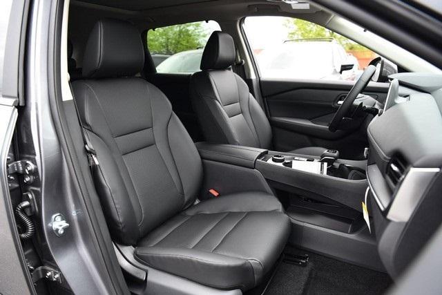 new 2025 Nissan Rogue car, priced at $33,675