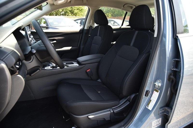new 2025 Nissan Sentra car, priced at $22,670