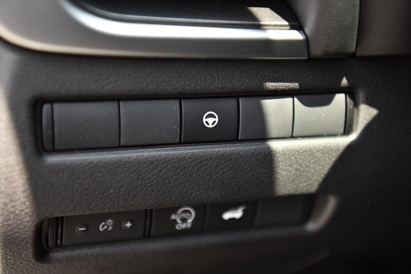 new 2025 Nissan Rogue car, priced at $33,000