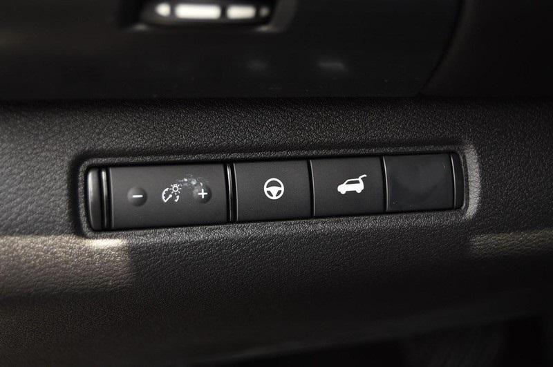 new 2025 Nissan Pathfinder car, priced at $45,600