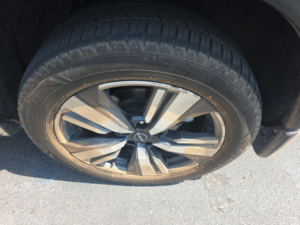 used 2022 Nissan Rogue car, priced at $21,299