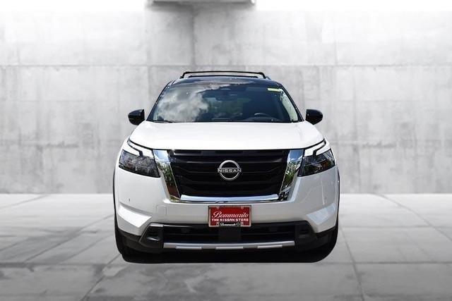 new 2025 Nissan Pathfinder car, priced at $55,205