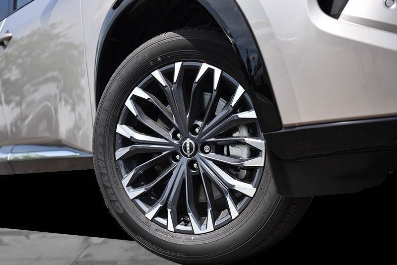 new 2025 Nissan Rogue car, priced at $44,420