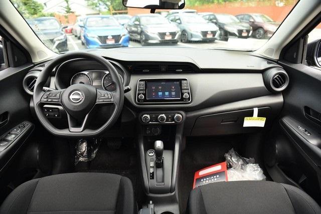 new 2025 Nissan Kicks Play car, priced at $21,660