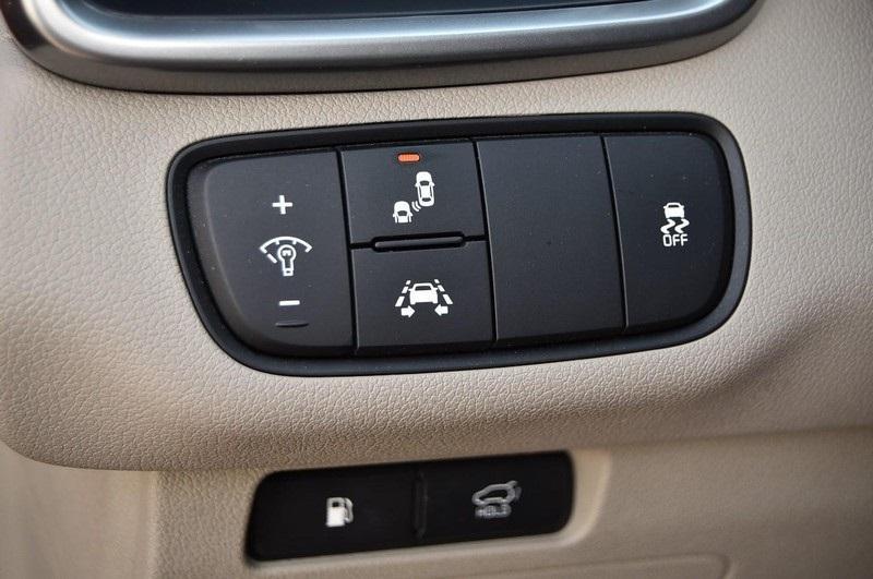 used 2019 Kia Sorento car, priced at $18,277