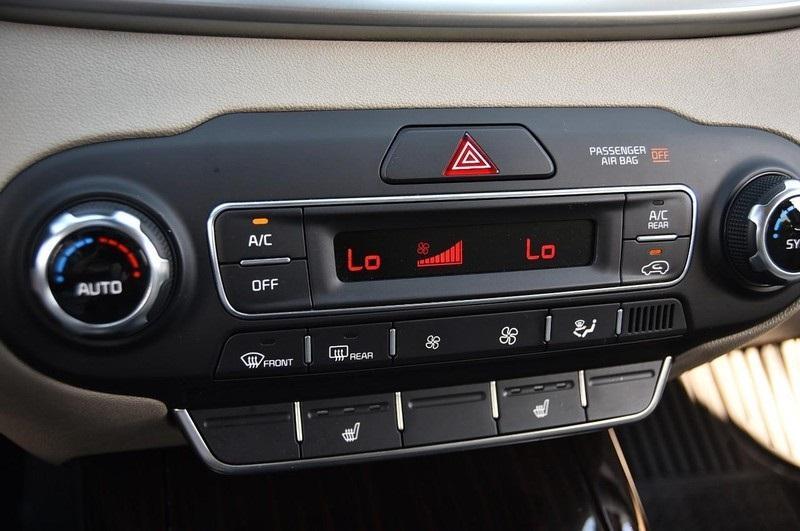used 2019 Kia Sorento car, priced at $18,277