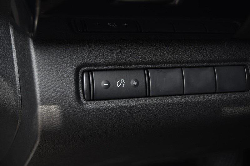 new 2025 Nissan Pathfinder car, priced at $35,940