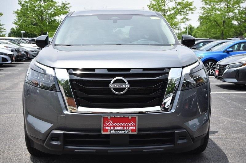 new 2025 Nissan Pathfinder car, priced at $35,940