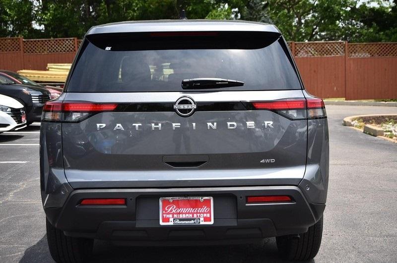 new 2025 Nissan Pathfinder car, priced at $35,940