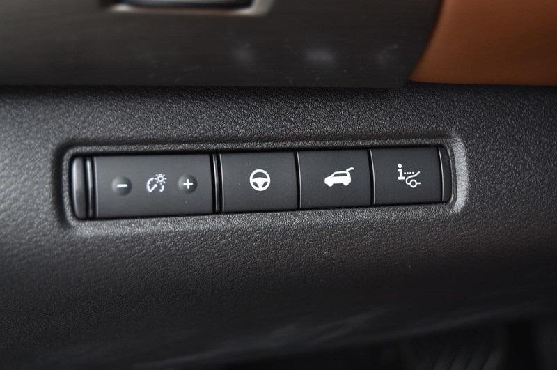 new 2025 Nissan Pathfinder car, priced at $48,680