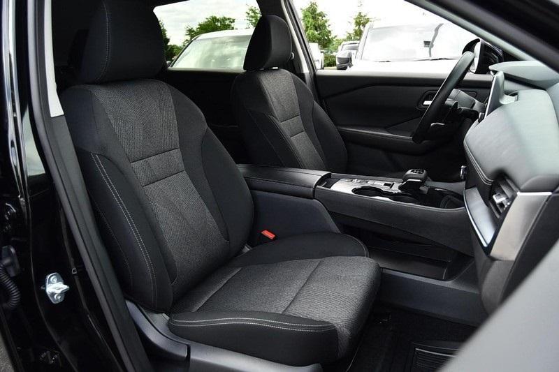used 2024 Nissan Rogue car, priced at $27,277