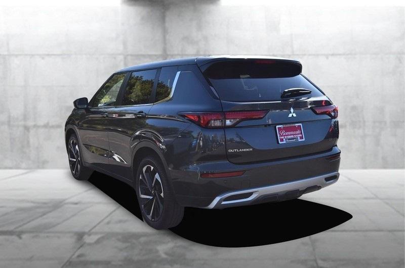 used 2024 Mitsubishi Outlander car, priced at $24,223