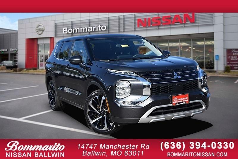 used 2024 Mitsubishi Outlander car, priced at $25,577