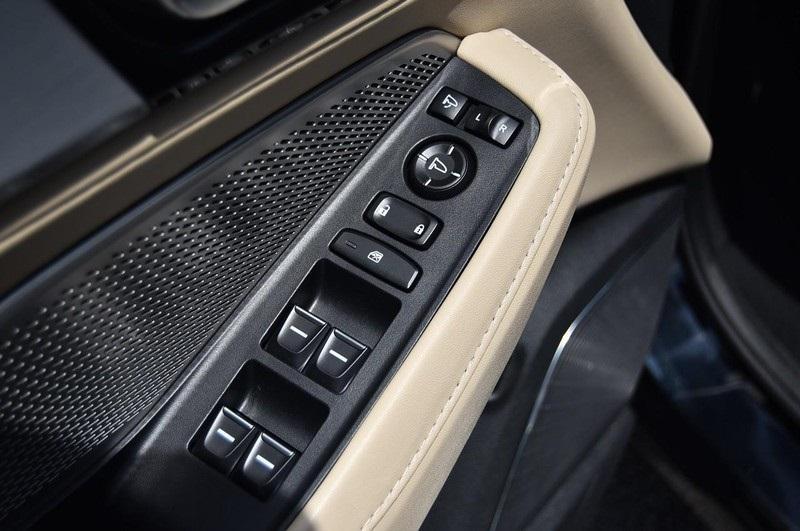 used 2023 Acura MDX car, priced at $40,966