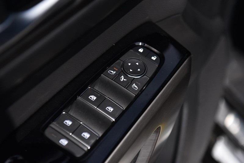 new 2025 Nissan Pathfinder car, priced at $53,361