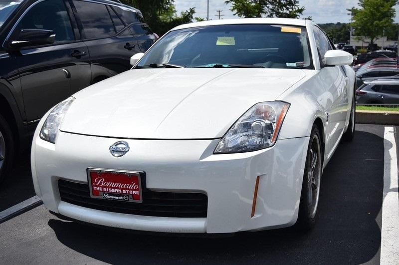 used 2003 Nissan 350Z car, priced at $13,999