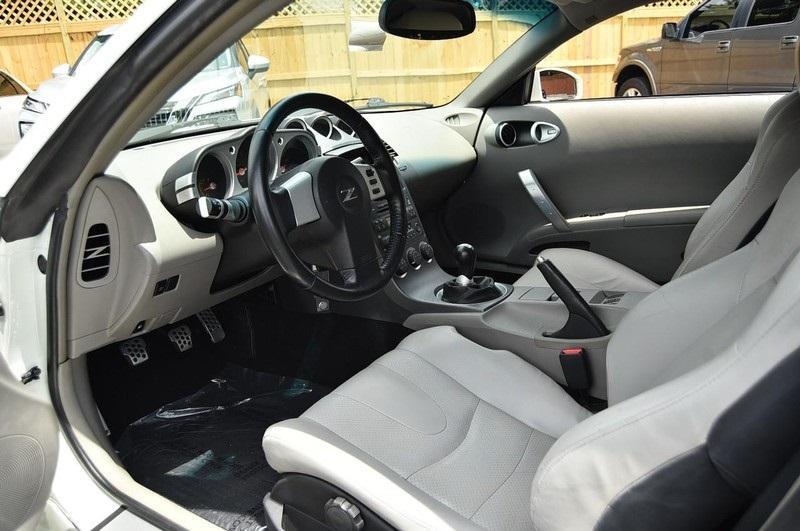 used 2003 Nissan 350Z car, priced at $13,777