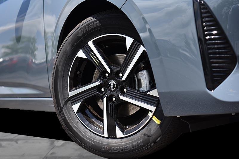 new 2025 Nissan Sentra car, priced at $23,455