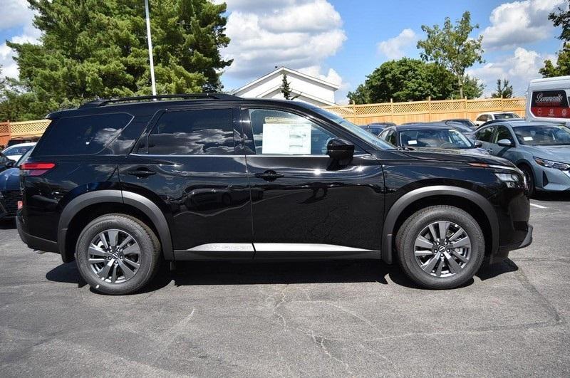 new 2025 Nissan Pathfinder car, priced at $37,454