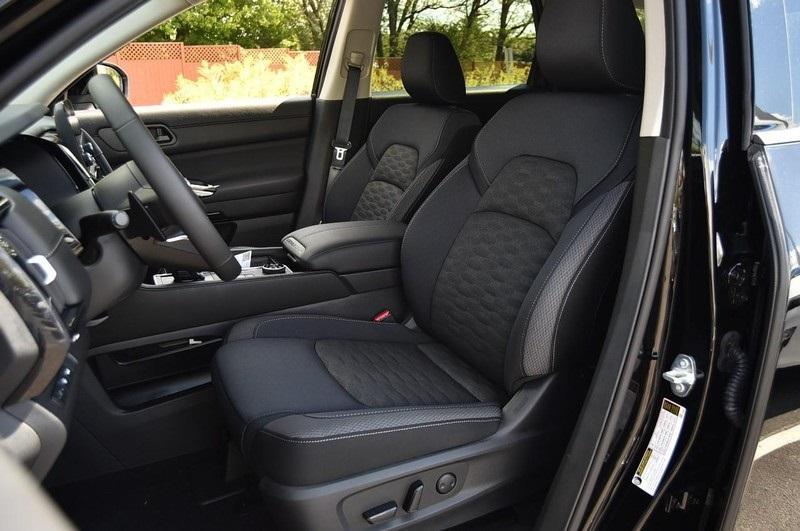 new 2025 Nissan Pathfinder car, priced at $37,454