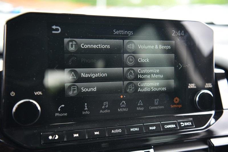 new 2025 Nissan Pathfinder car, priced at $45,382