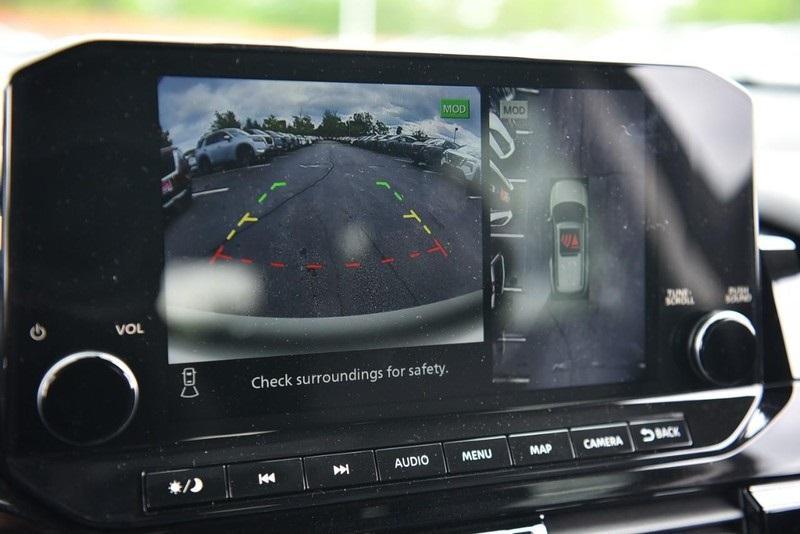 new 2025 Nissan Pathfinder car, priced at $45,382