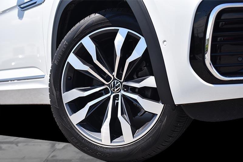 used 2023 Volkswagen Atlas Cross Sport car, priced at $39,488